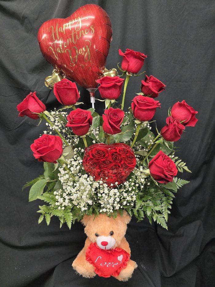 12 Roses Valentines Gift Set
