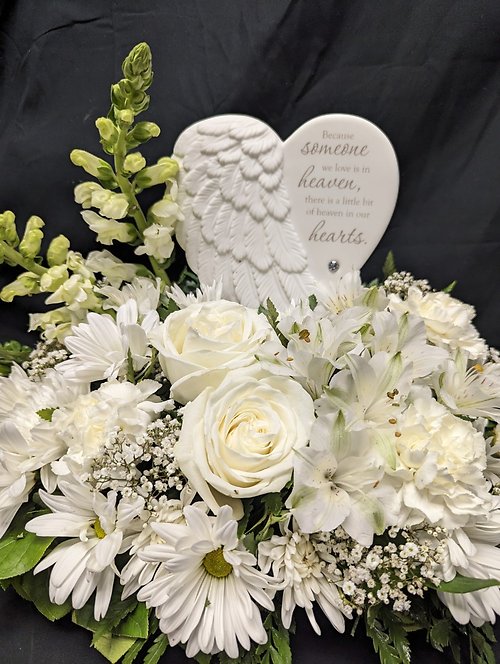 Teleflora\'s Hearts in Heaven