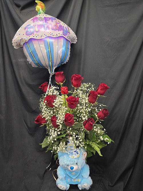 Chase away The Birthday Blues Doz Rose Gift Set